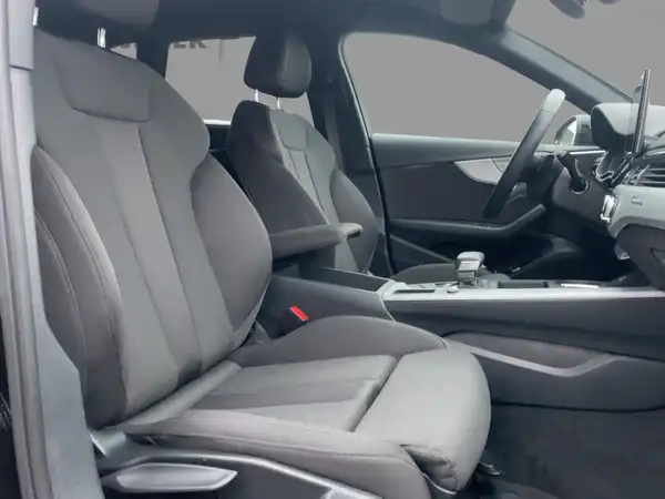 AUDI A4 AVANT (8/13)