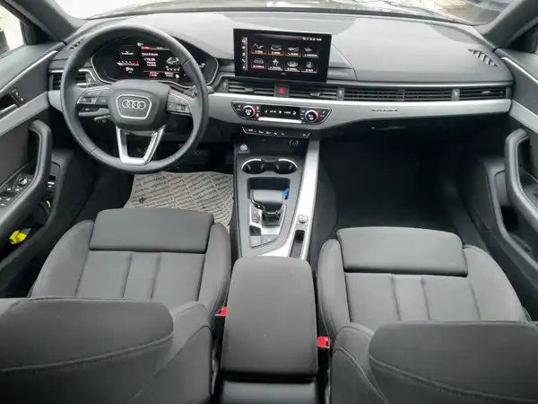 AUDI A4 AVANT (10/13)