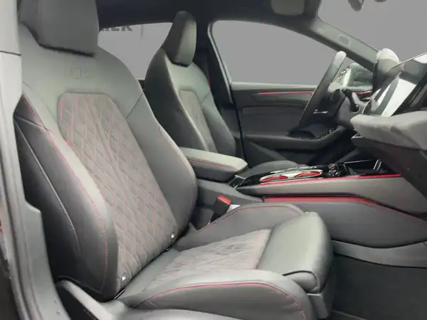 AUDI A6 AVANT (8/16)