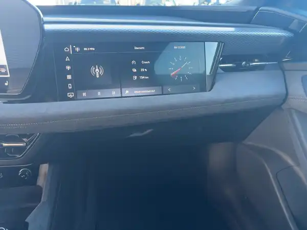 AUDI A6 AVANT (14/17)