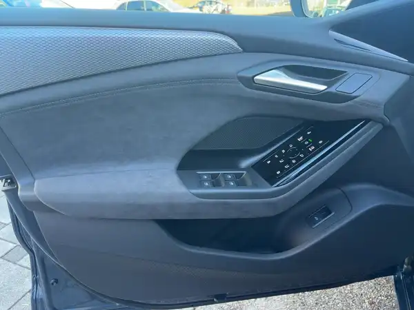 AUDI A6 AVANT (16/17)