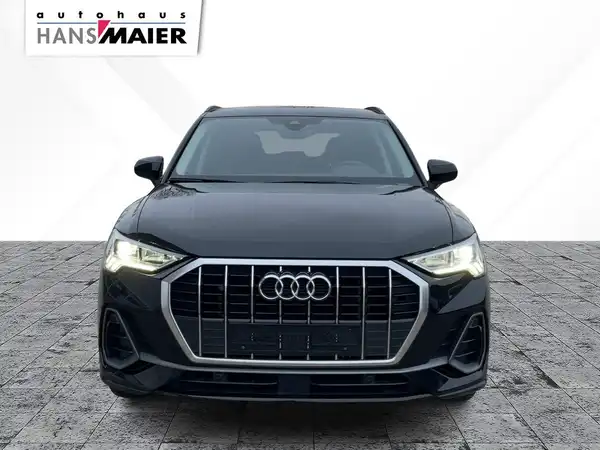 AUDI Q3 (2/12)