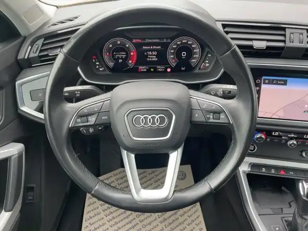 AUDI Q3 (12/13)