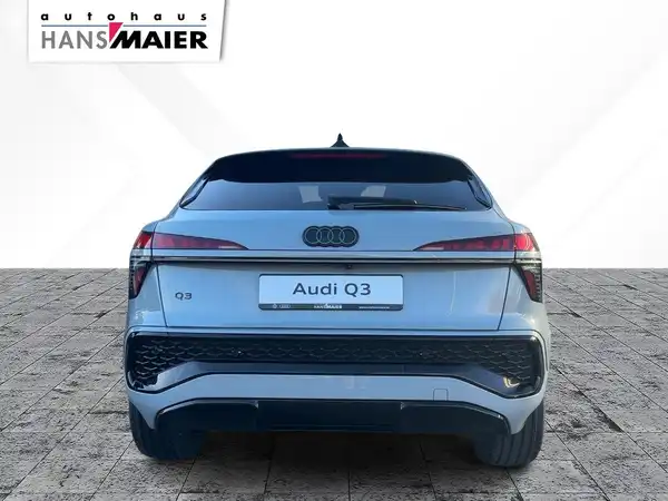AUDI Q3 SPORTBACK (5/16)