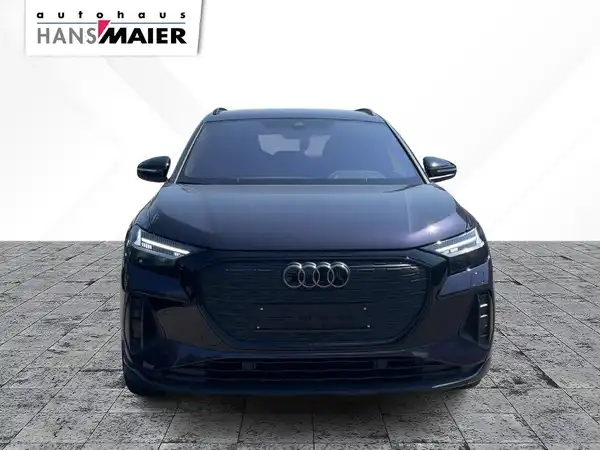 AUDI Q4 E-TRON (3/17)