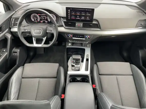 AUDI Q5 (10/13)