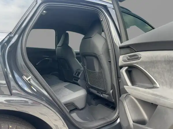 AUDI Q5 (9/17)