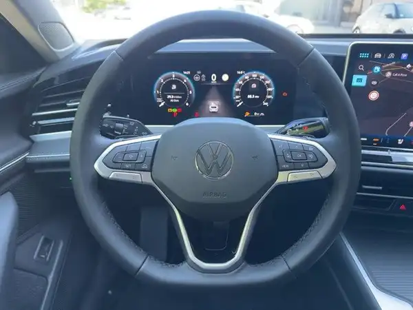 VW PASSAT (11/12)