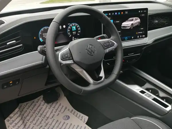 VW PASSAT VARIANT (8/14)