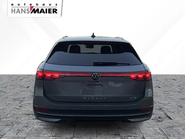 VW PASSAT (5/13)
