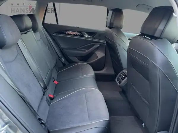 VW PASSAT (9/13)