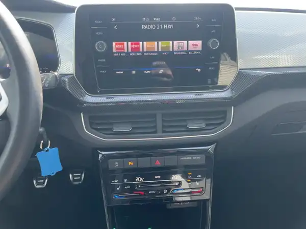 VW T-CROSS (11/13)
