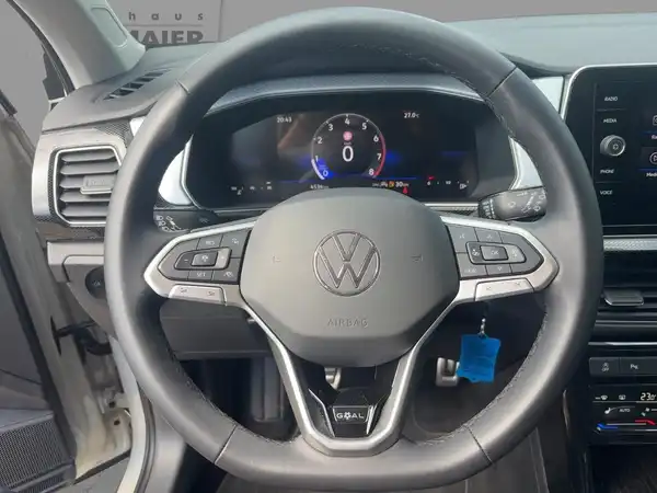 VW T-CROSS (12/17)