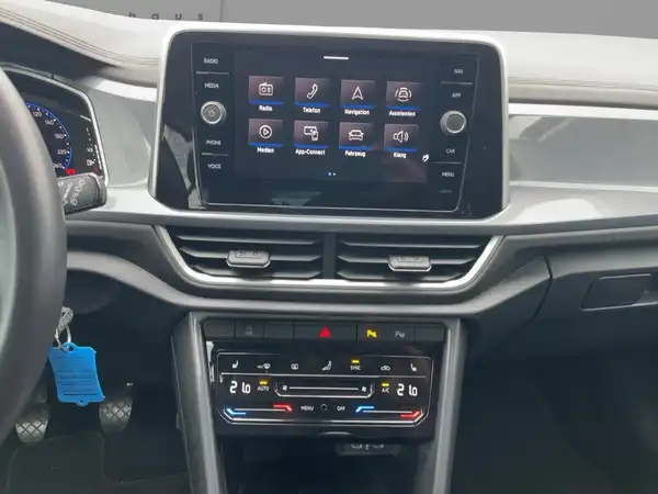 VW T-ROC (11/13)