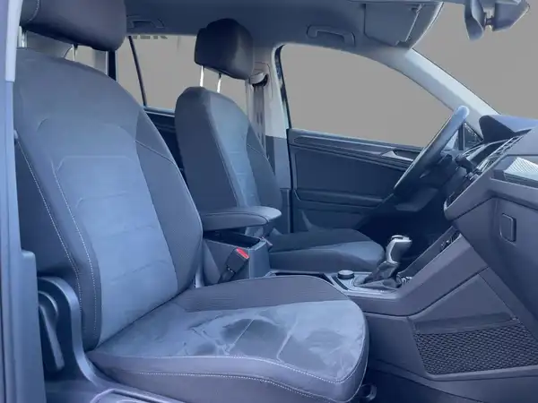 VW TIGUAN (8/13)