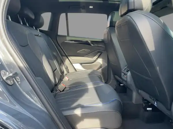 VW TIGUAN (9/14)