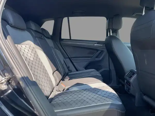 VW TIGUAN (9/13)
