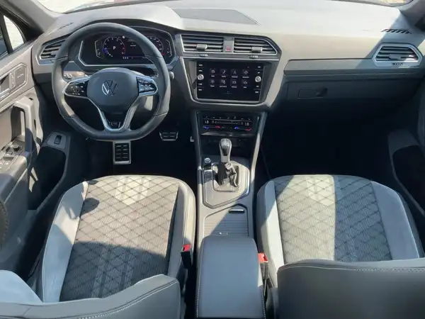 VW TIGUAN (10/13)