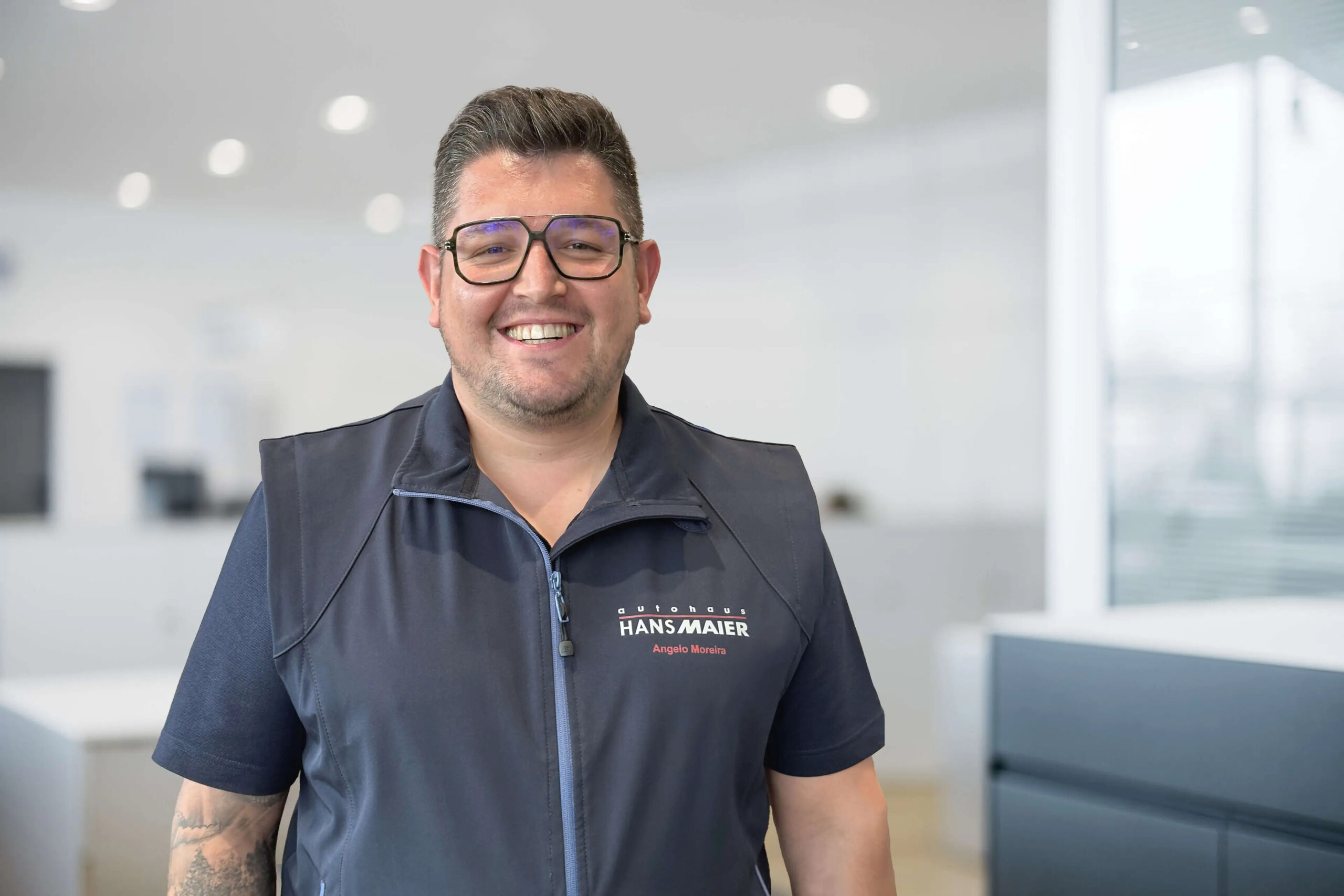 Teiledienstmitarbeiter Angelo Moreira Autohaus Hans Maier Erding