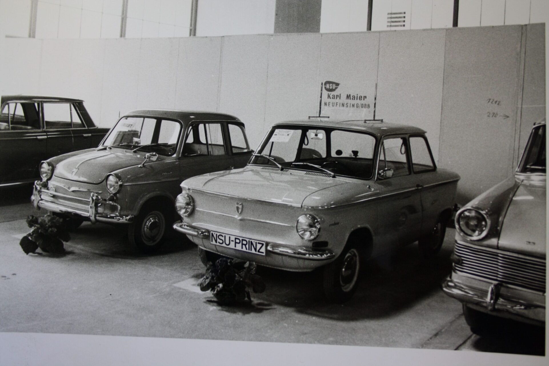 Autohaus Hans Maier: kompetent, fair und familiär - autohaus hans maier messe muenchen 1964 scaled