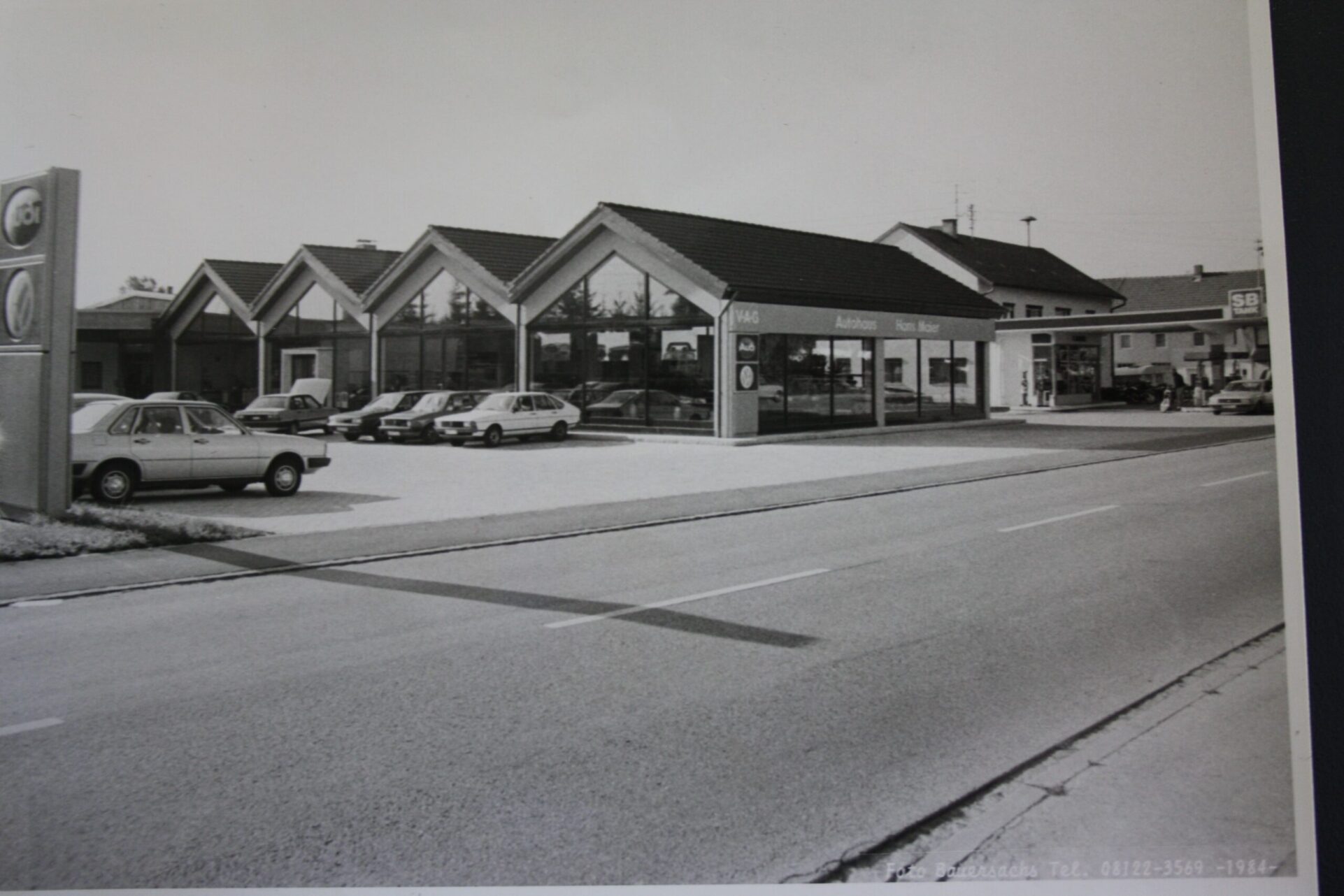 Autohaus Hans Maier: kompetent, fair und familiär - autohaus hans maier neues gebaeude neufinsing 1980 scaled
