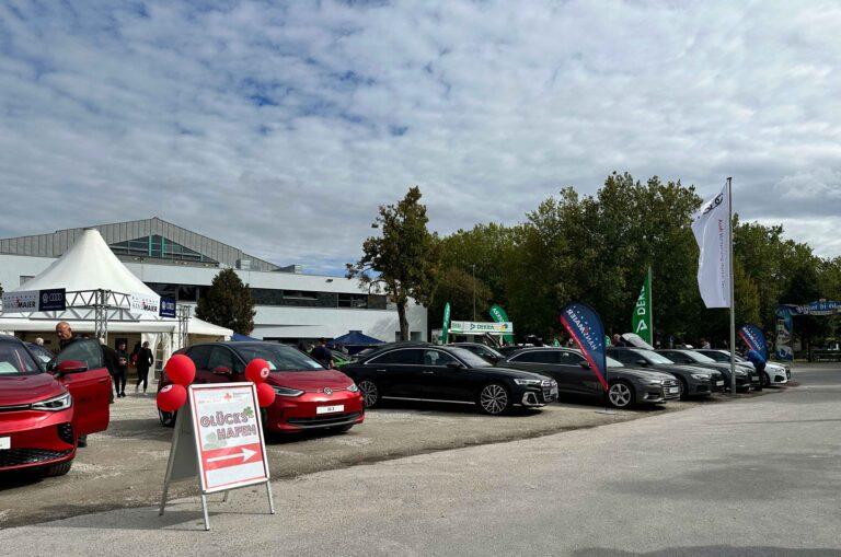 AAE in der „Autoregion Erding“ – Mehr Fahrzeuge als Einwohner - Automobil Ausstellung Erding Autohaus Hans Maier 2023 04 b1a0272dce