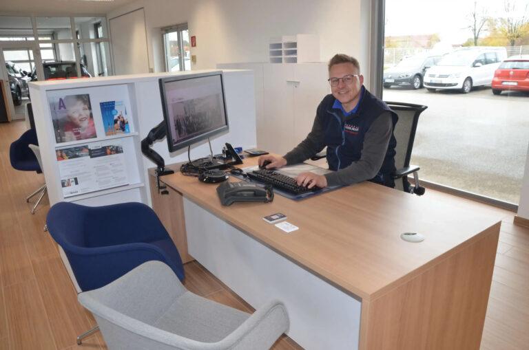 Unser Volkswagen Schauraum im New Brand Design - VW Schauraum Autohaus Hans Maier Erding New Brand Design 5 2b16c5ba7a