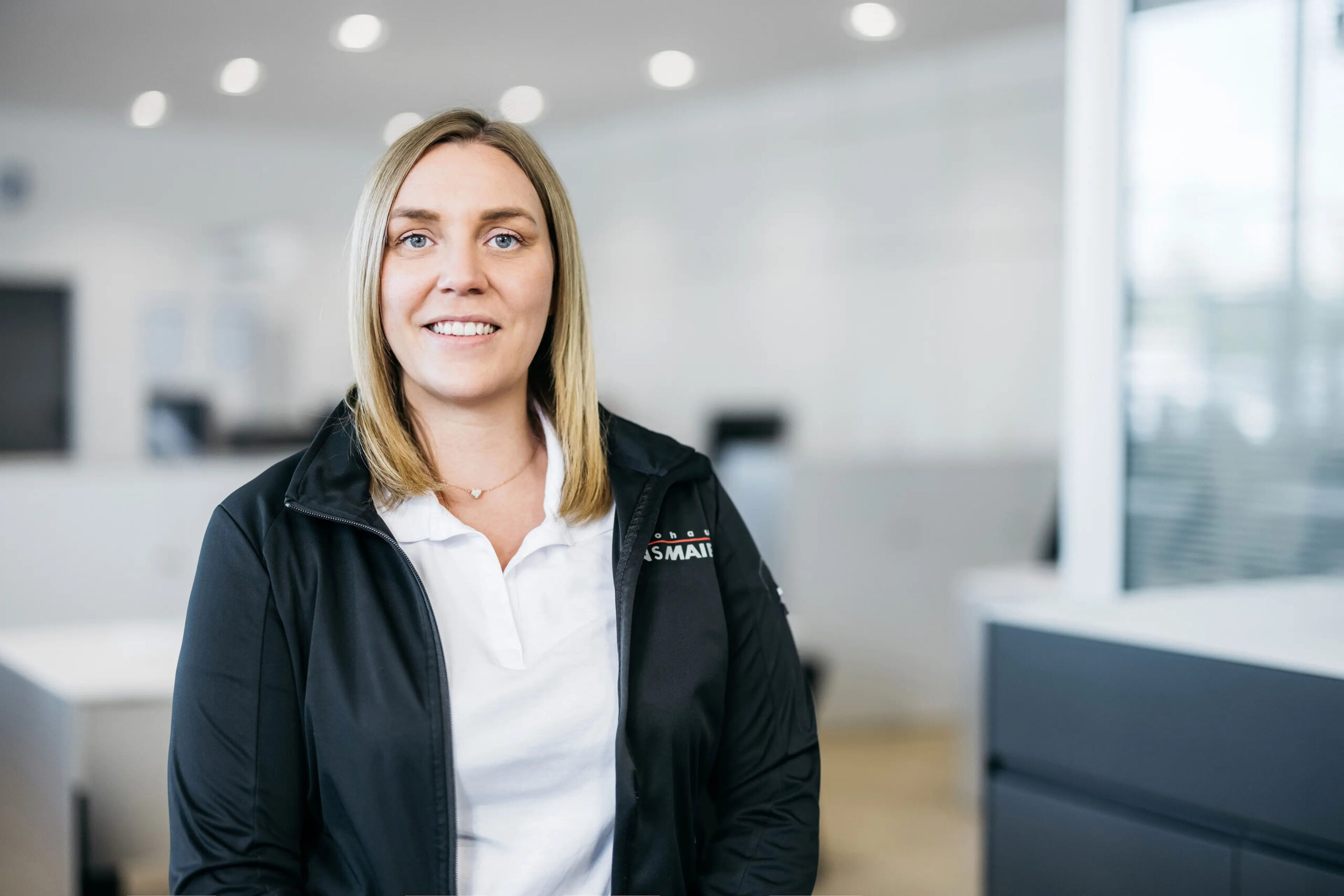 Caroline Diemer 4 Caroline Grumess, Serviceassistentin Audi im Autohaus Hans Maier in Erding