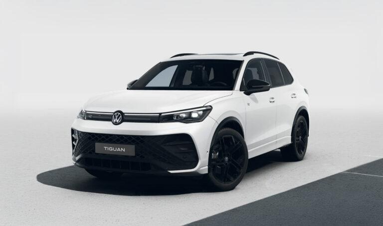 Tiguan R-Line - Gewerbeleasing 3 Weißer Volkswagen Tiguan R-Line mit schwarzem Kühlergrill, schwarzen Felgen und Dachreling, Front-3/4-Ansicht.