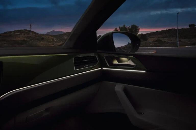 Der VW Taigo - vw taigo innenraumbeleuchtung bei nacht autohaus hans maier erding webp 733dfeae51