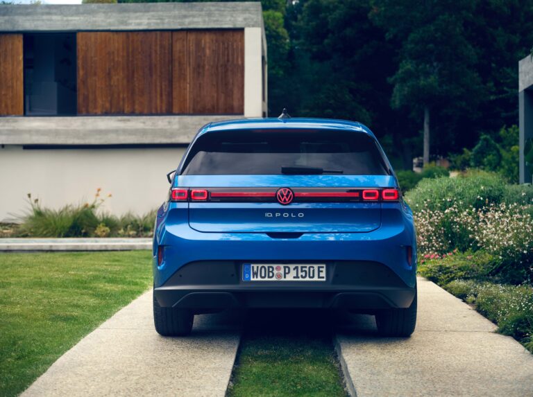 Der neue vollelektrische ID. Polo - vw id polo heckansicht autohaus hans maier erding