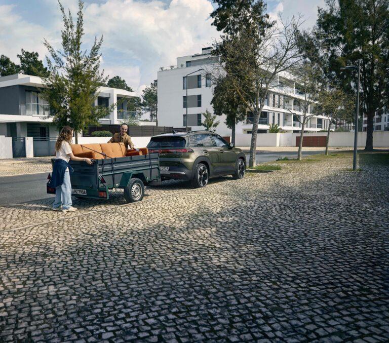 Der neue ID. Cross 32 Der neue ID. Cross - vw id cross mit anhaenger autohaus hans maier 3