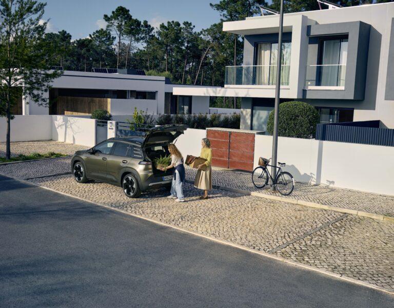 Der neue ID. Cross 31 Der neue ID. Cross - vw id cross mit freunden autohaus hans maier 2